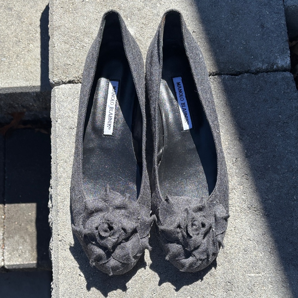 Manolo Blahnik Gray Ballet Flats